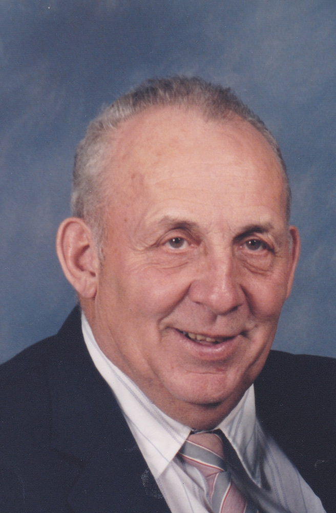 Obituary of Lloyd D Howell